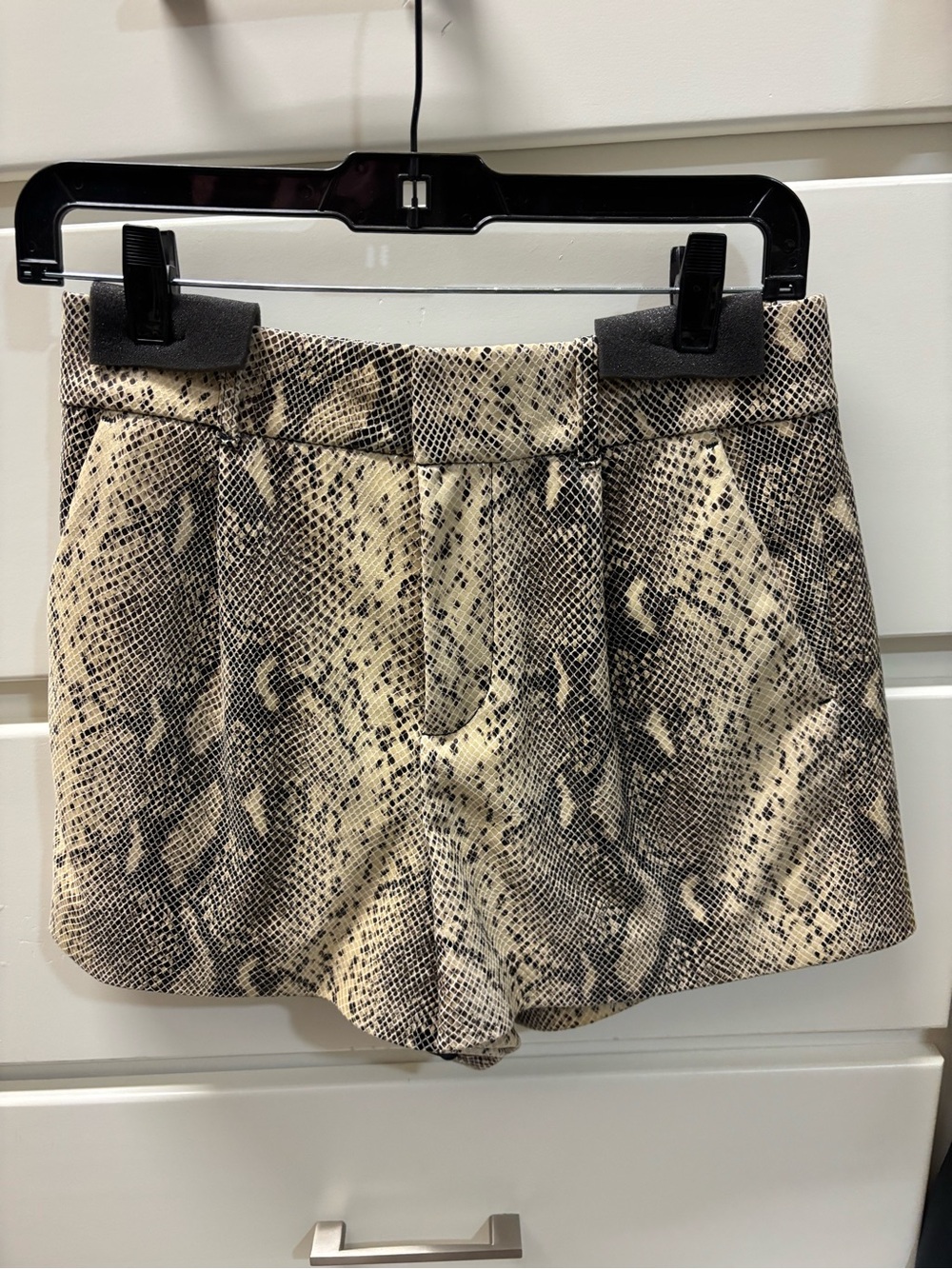 Alice + Olivia Snake-Print Shorts in Beige and Black